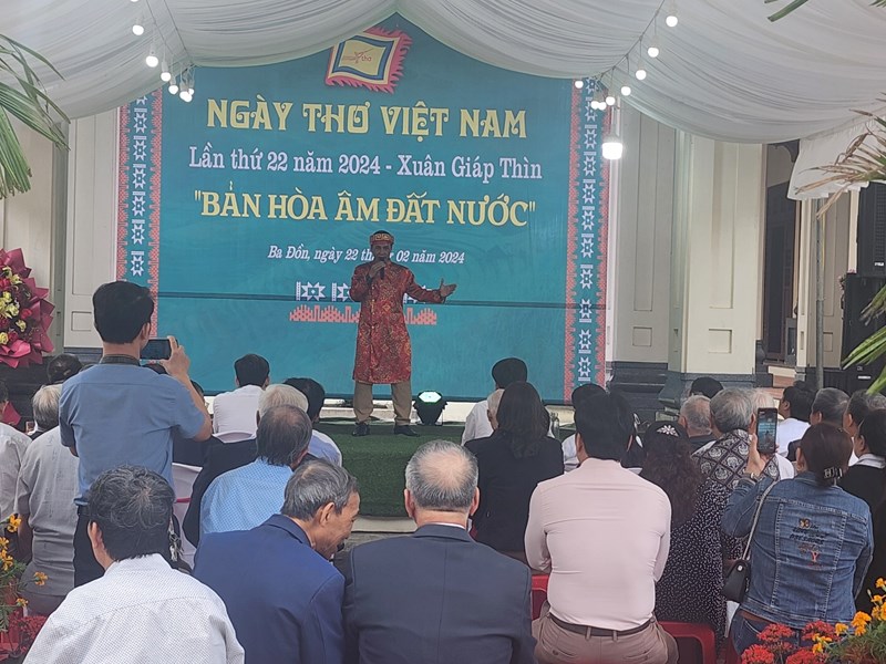Quảng Bình: Rộn ràng Ngày thơ “Bản hòa âm đất nước” - Anh 1