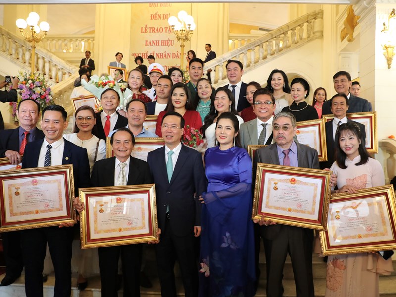 Lễ trao tặng danh hiệu NSND, NSƯT lần thứ 10: Khích lệ các nghệ sĩ phát huy tài năng, sáng tạo nghệ thuật và say mê cống hiến - Anh 8
