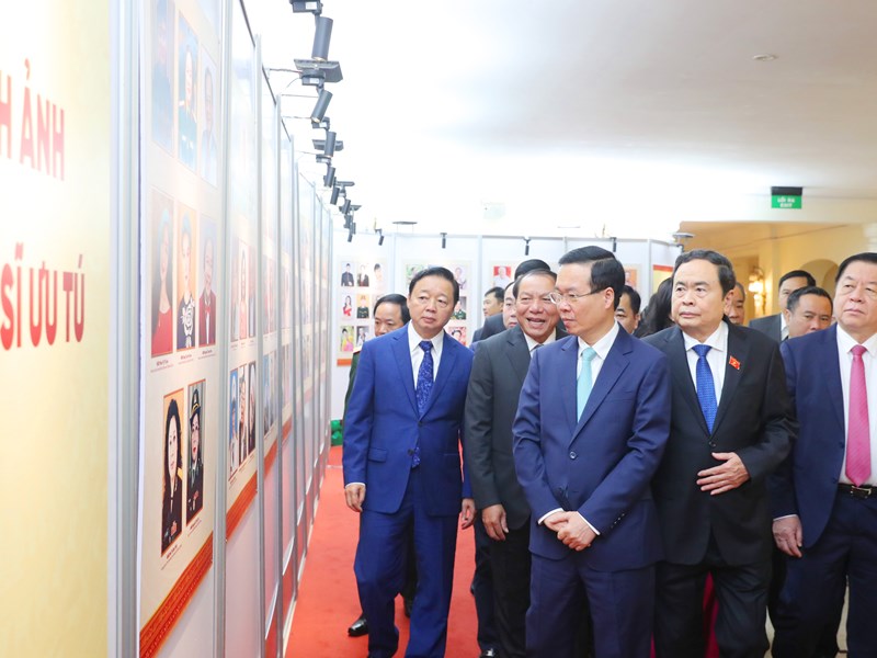 Chủ tịch nước Võ Văn Thưởng: Các NSND, NSƯT là vốn quý của đất nước - Anh 1