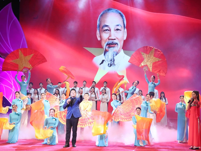 Chủ tịch nước Võ Văn Thưởng: Các NSND, NSƯT là vốn quý của đất nước - Anh 5