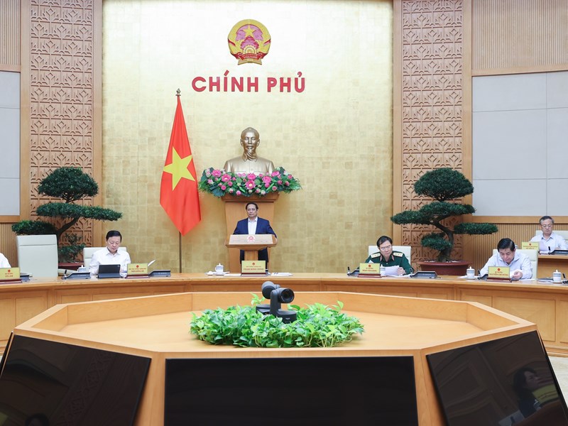 Thủ tướng chủ trì phiên họp Chính phủ chuyên đề xây dựng pháp luật tháng 4 - Anh 3