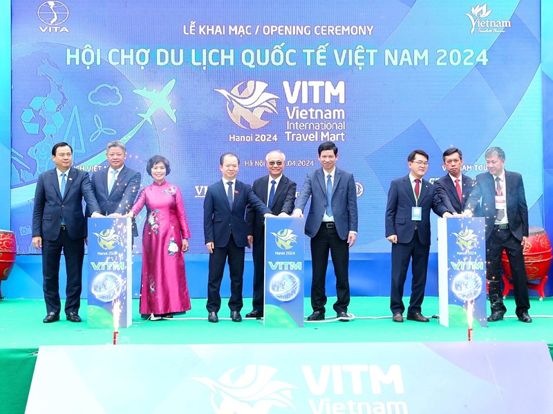 Khai mạc VITM Hà Nội 2024:  Thúc đẩy chuyển đổi xanh, bền vững - Anh 1