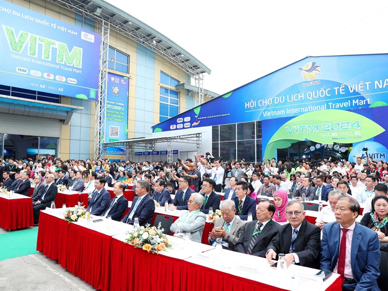 Khai mạc VITM Hà Nội 2024:  Thúc đẩy chuyển đổi xanh, bền vững - Anh 3