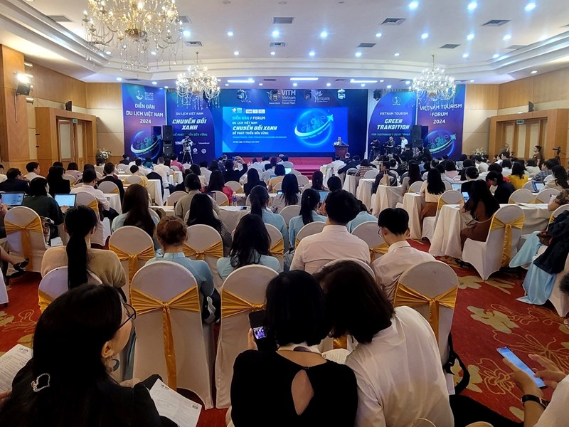Diễn đàn du lịch Việt Nam: Chuyển đổi xanh để phát triển bền vững - Anh 4