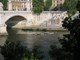 Tàn tích cây cầu 2.000 năm tuổi bất ngờ lộ diện ở Rome  