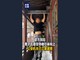 Người đàn ông tập hít xà tại chùa Treo 1.500 tuổi, cảnh sát vào cuộc