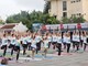 Gần 500 người đồng diễn chào mừng Ngày Quốc tế Yoga tại Điện Biên