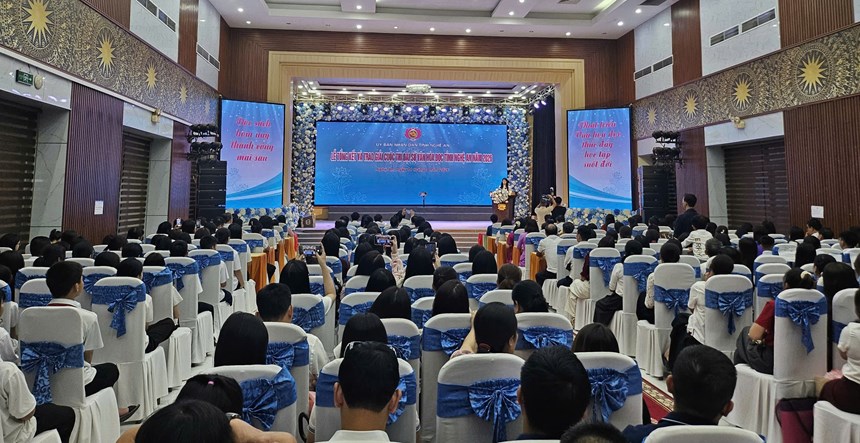Gần 77.000 bài dự thi "tranh tài" Đại sứ Văn hóa đọc Nghệ An năm 2026 - ảnh 1