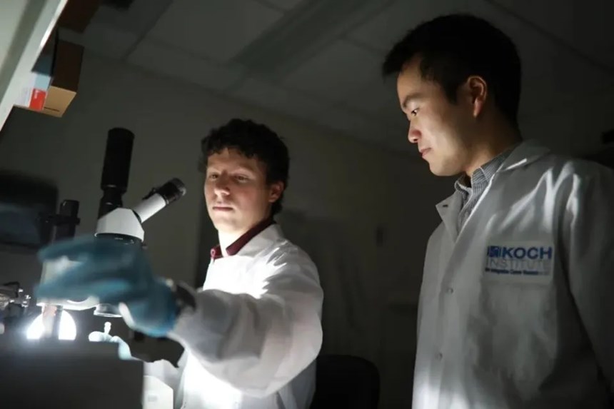 Bố mẹ trồng lúa, con trai trúng tuyển Harvard, giờ là CEO công ty công nghệ sinh học doanh thu hơn 860 tỷ đồng/năm - ảnh 3